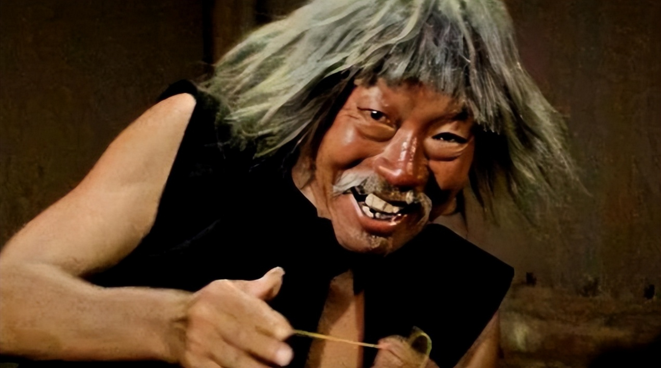 袁小田是中国武术指导鼻祖,其大儿子袁和平被誉为"世界华人第一武指"