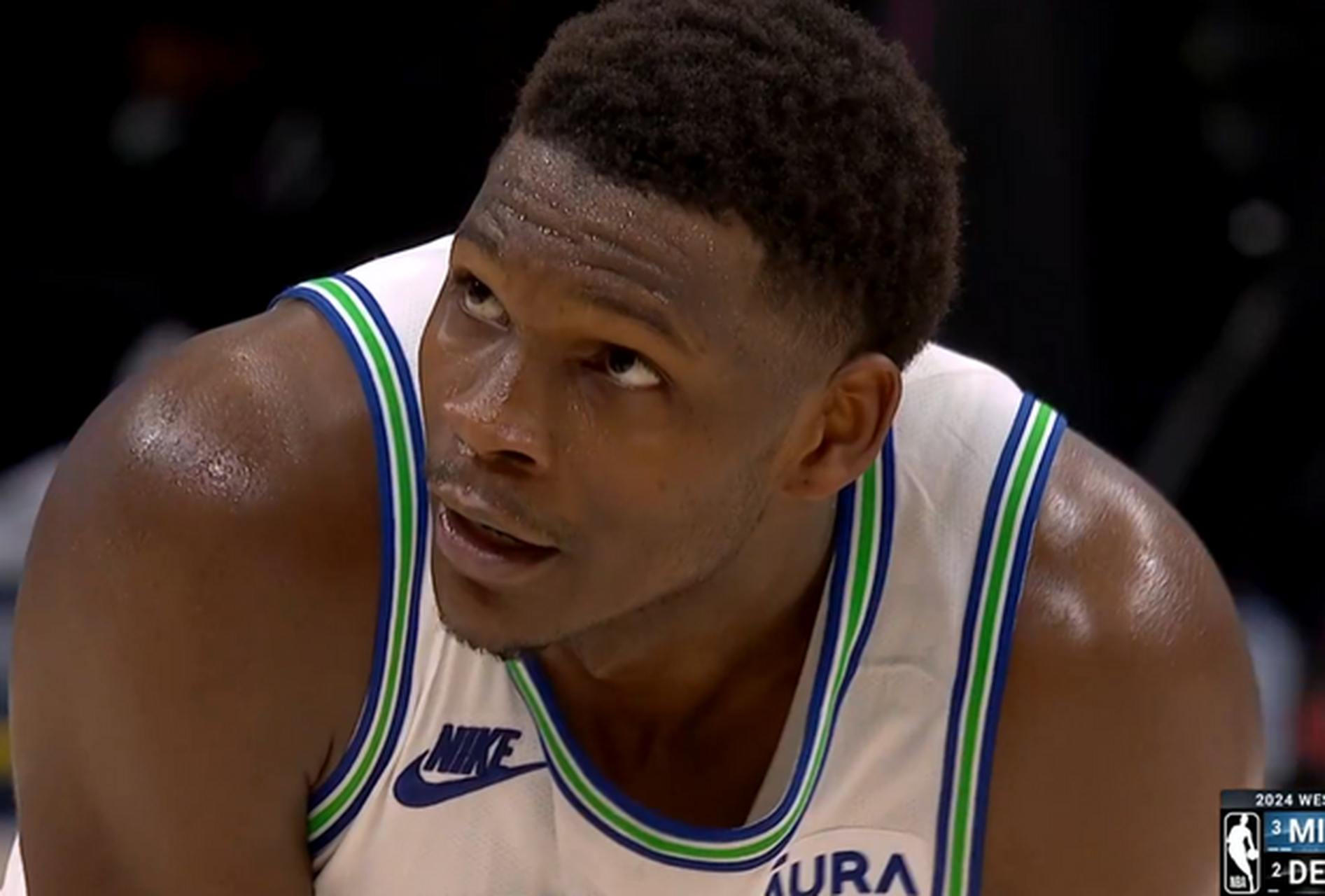 里德爆发引领"饿狼"团队篮球力挽颓势赢得胜利——谁说翻盘无望?