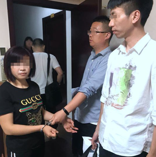 故事:毒保姆陈宇萍被执行死刑,前一晚拒吃断头饭,赴刑场双腿打颤