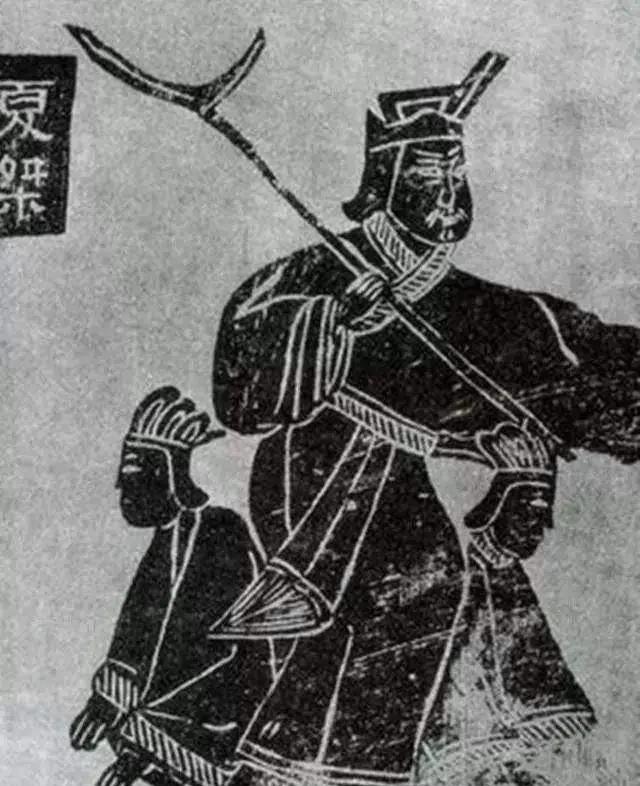 夏朝的末代君王夏桀,中国历史上的第一位暴君,怎么把夏朝作垮