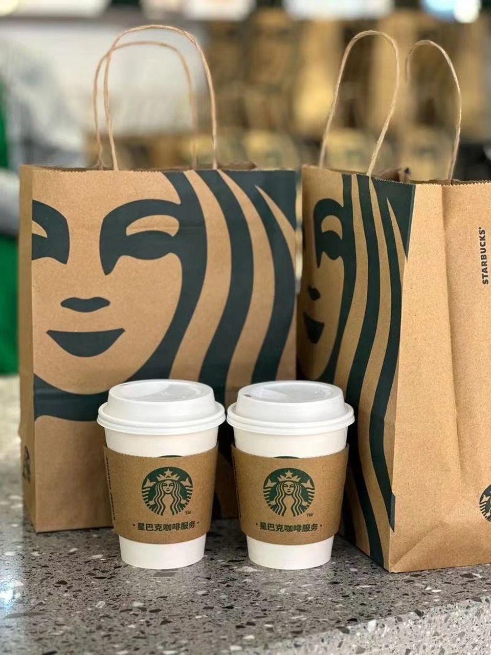 [原文:我爸妈在星巴克被驱赶,一.