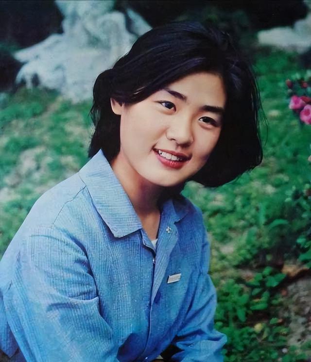 法籍华裔女演员丛珊:因《牧马人》走红,一婚嫁演员,二婚嫁导演