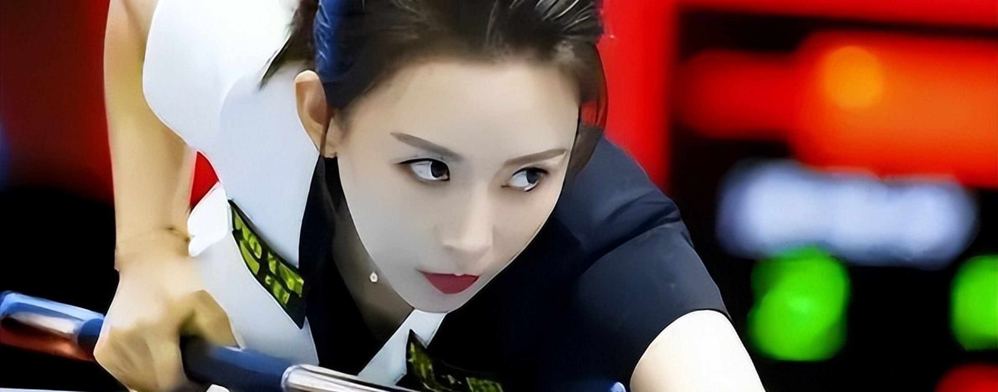 潘晓婷,台球界的璀璨明星!16岁起横扫赛场,"九球女王"美誉传天下.