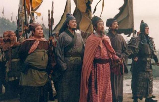 宋江聚义厅中排座次时,公孙胜就看透他的为人,从此梁山再无兄弟