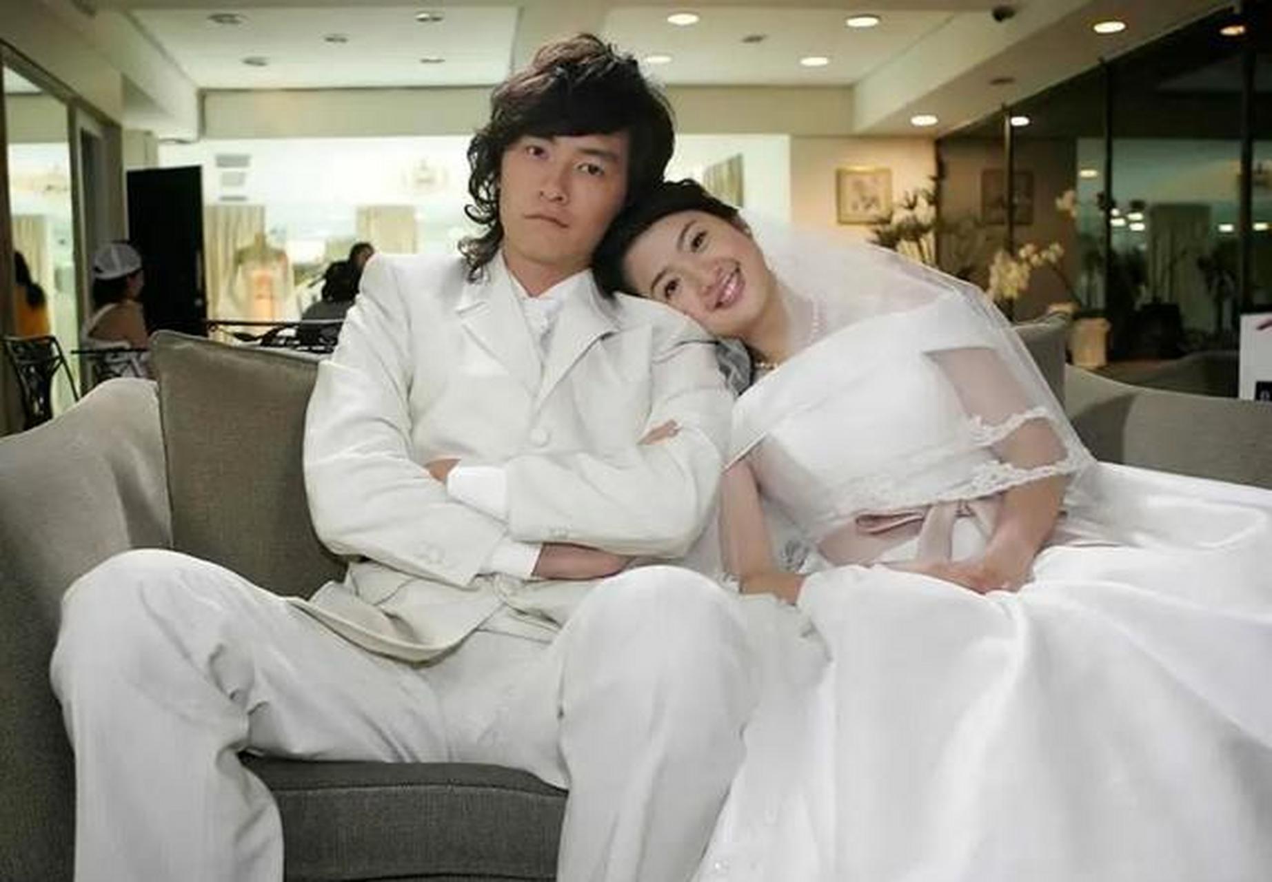 1985年,多田薰与西川茂在大阪城举办婚礼.