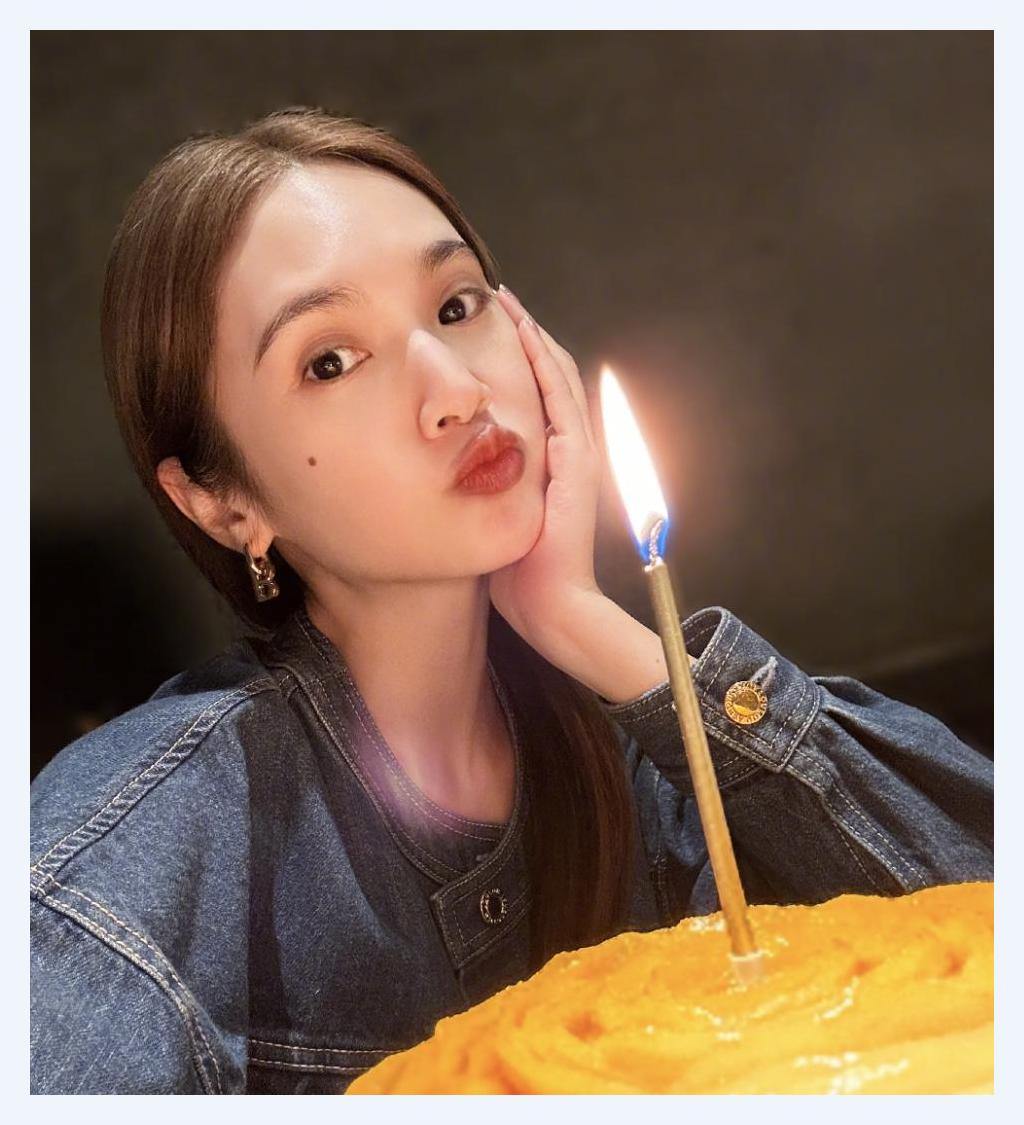 李荣浩陪爱妻回娘家,10年连续为她庆生,杨丞琳40岁还没生子计划