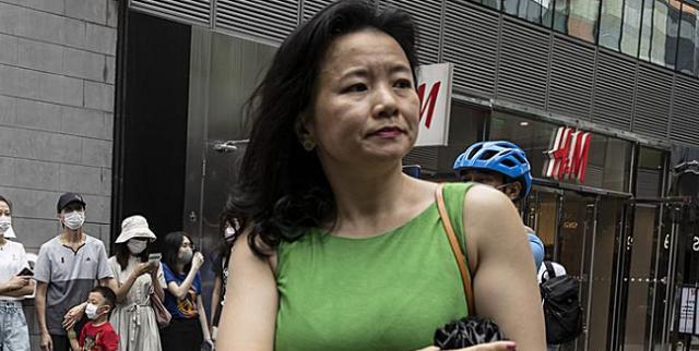 央视间谍主持人女成蕾口误视频(央视女主持人成蕾潜伏20年,因口误暴露间谍身份!)