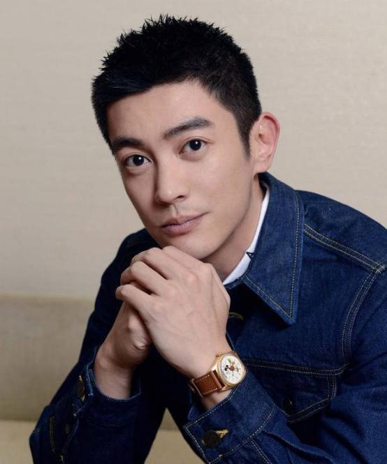 视觉盛宴!9位山东男明星,个个是棱角分明,浓眉大眼的阳刚帅哥