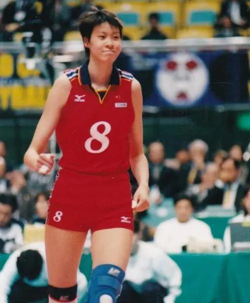 "玻璃美人"赵蕊蕊:为何41岁不恋爱,不结婚