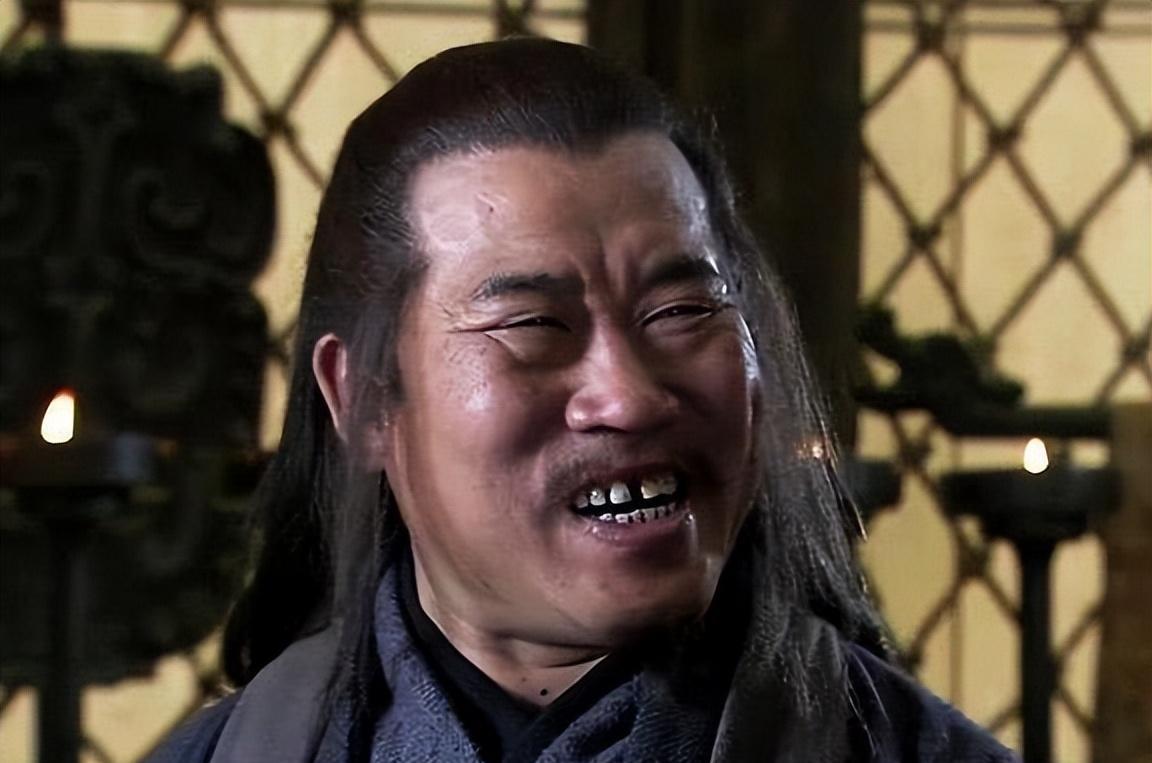 杜旭东:小时候调皮捣蛋摔成歪嘴,但不影响我成为"老戏骨"