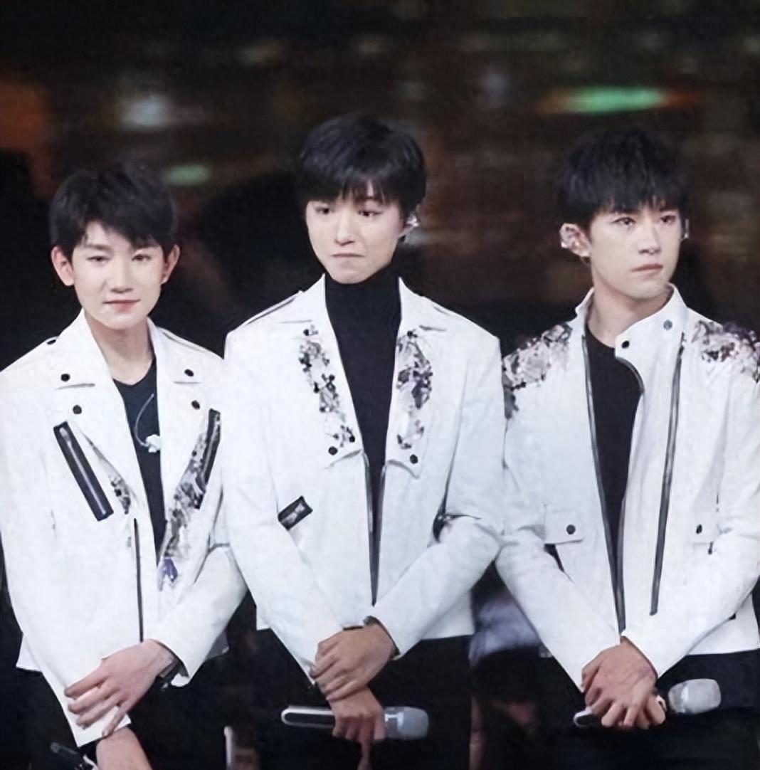 从偶像巅峰到人生新高度,tfboys三人付出青春铸就非凡人生