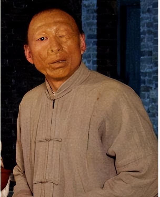 李明:裘千尺,人丑心善,妻女一个比一个漂亮,今现状如何?