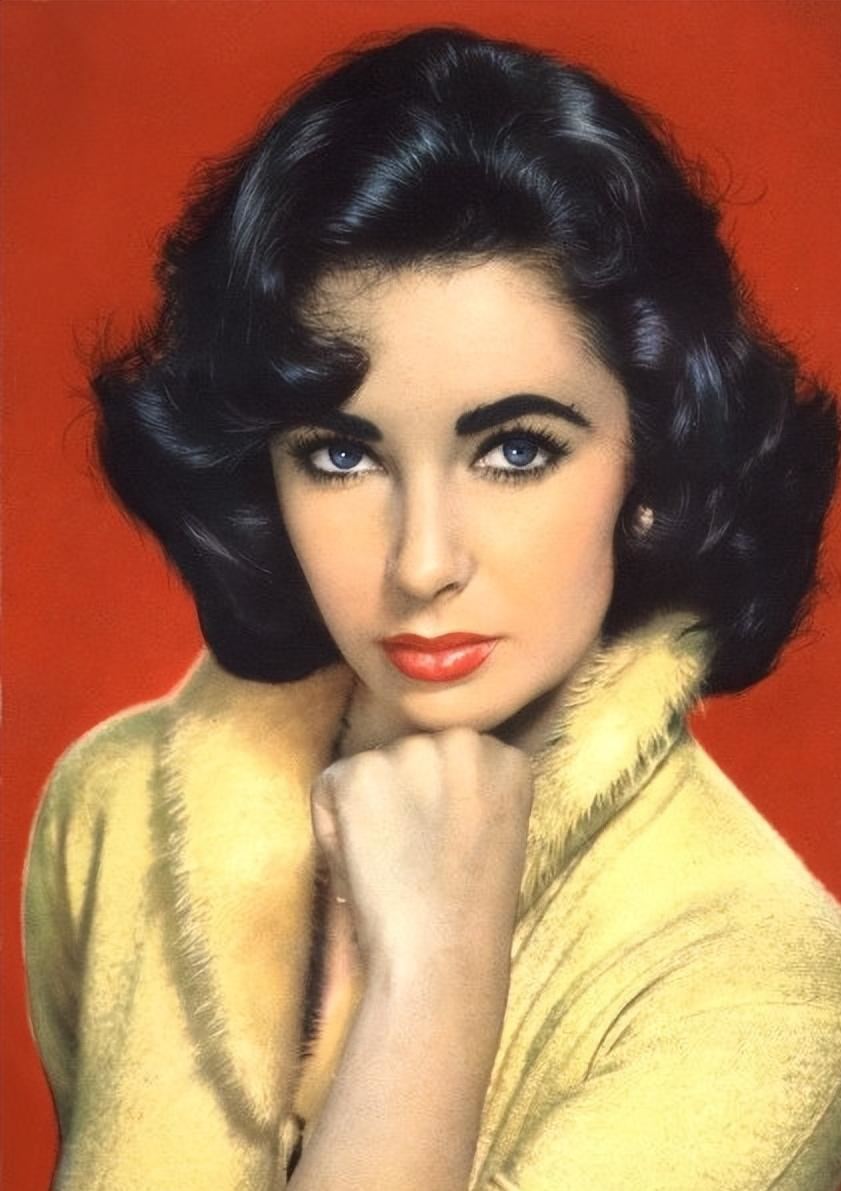 费雯丽和泰勒:容貌相似的旷世美人,猫眼绿和紫罗兰双眸摄人心魄