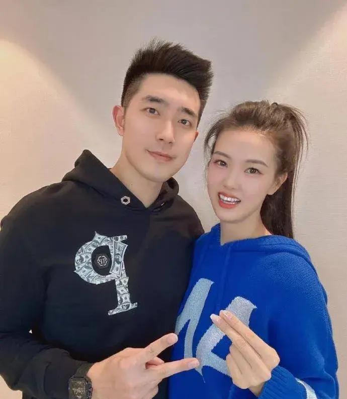 女排四大赘婿 曾春蕾老公富二代 张常宁与老公备孕两年怀不上