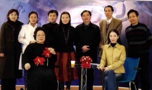 歌唱家王昆:与丈夫同年去世,儿子是唯一心病,临终前解开心结