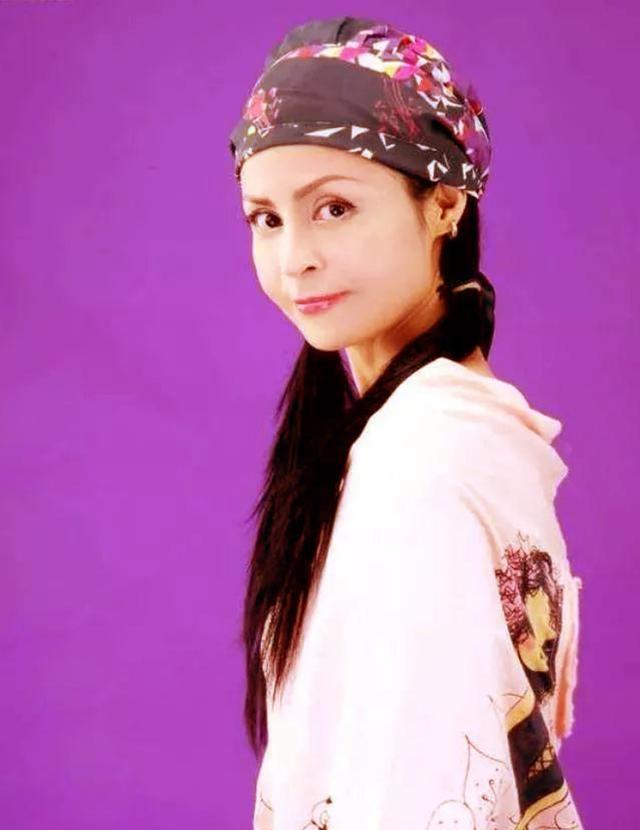 歌手高胜美:被誉为"常胜歌后",在上海买房定居,55岁仍单身