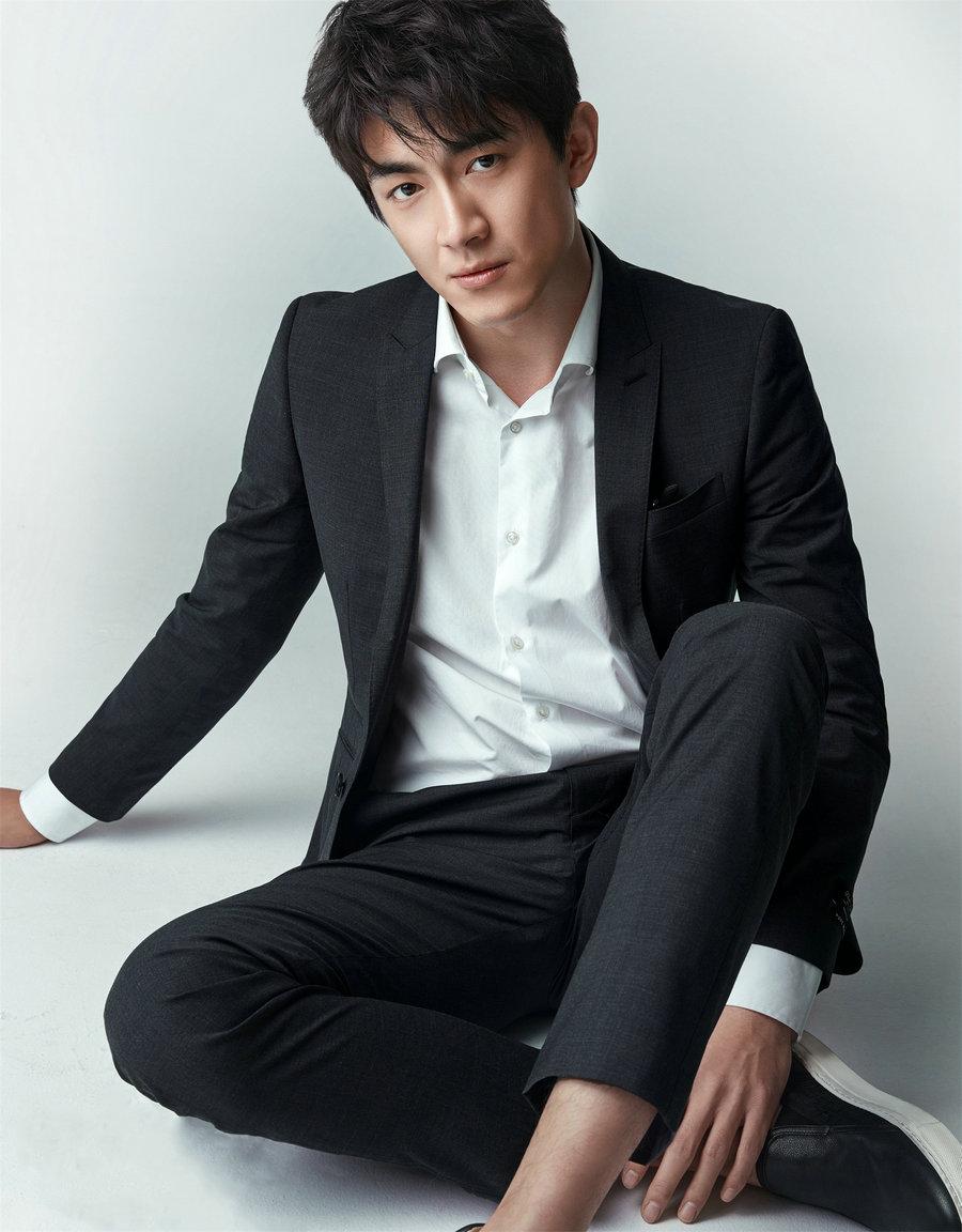 林更新博士梦成真,粉丝惊叹:他如何在繁忙工作中实现学术突破?