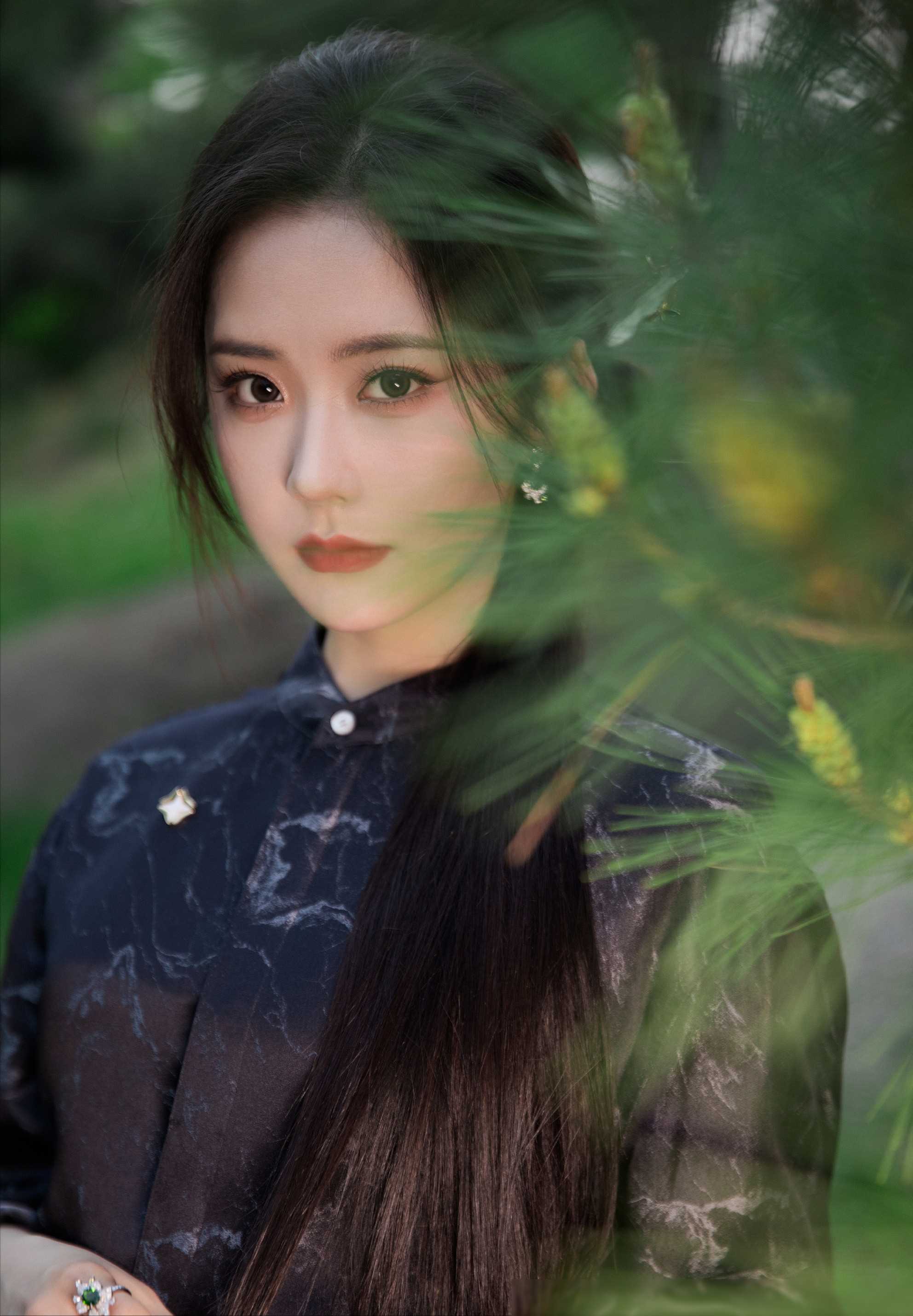 网传刘芮麟王艺瑾结婚 工作人员回应"是假的"