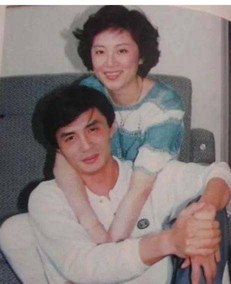 张瑜前夫张建亚:支持妻子去美国失去幸福,再婚娶普通人终获幸福