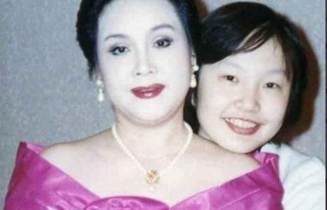 李谷一女儿肖一:心疼老妈如今孤身一人,最大的孝顺就是陪伴