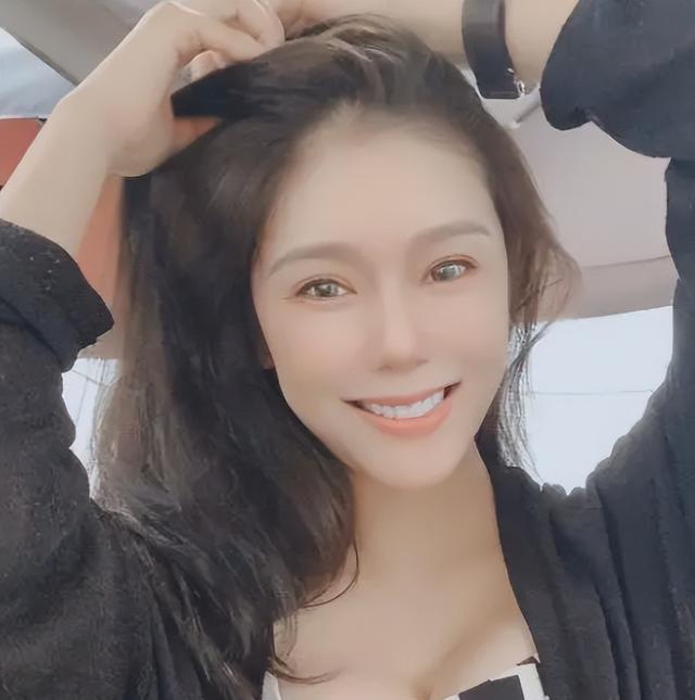 8年了,插足林丹婚姻的嫩模赵雅淇,如今浪女回头开启"第二春"