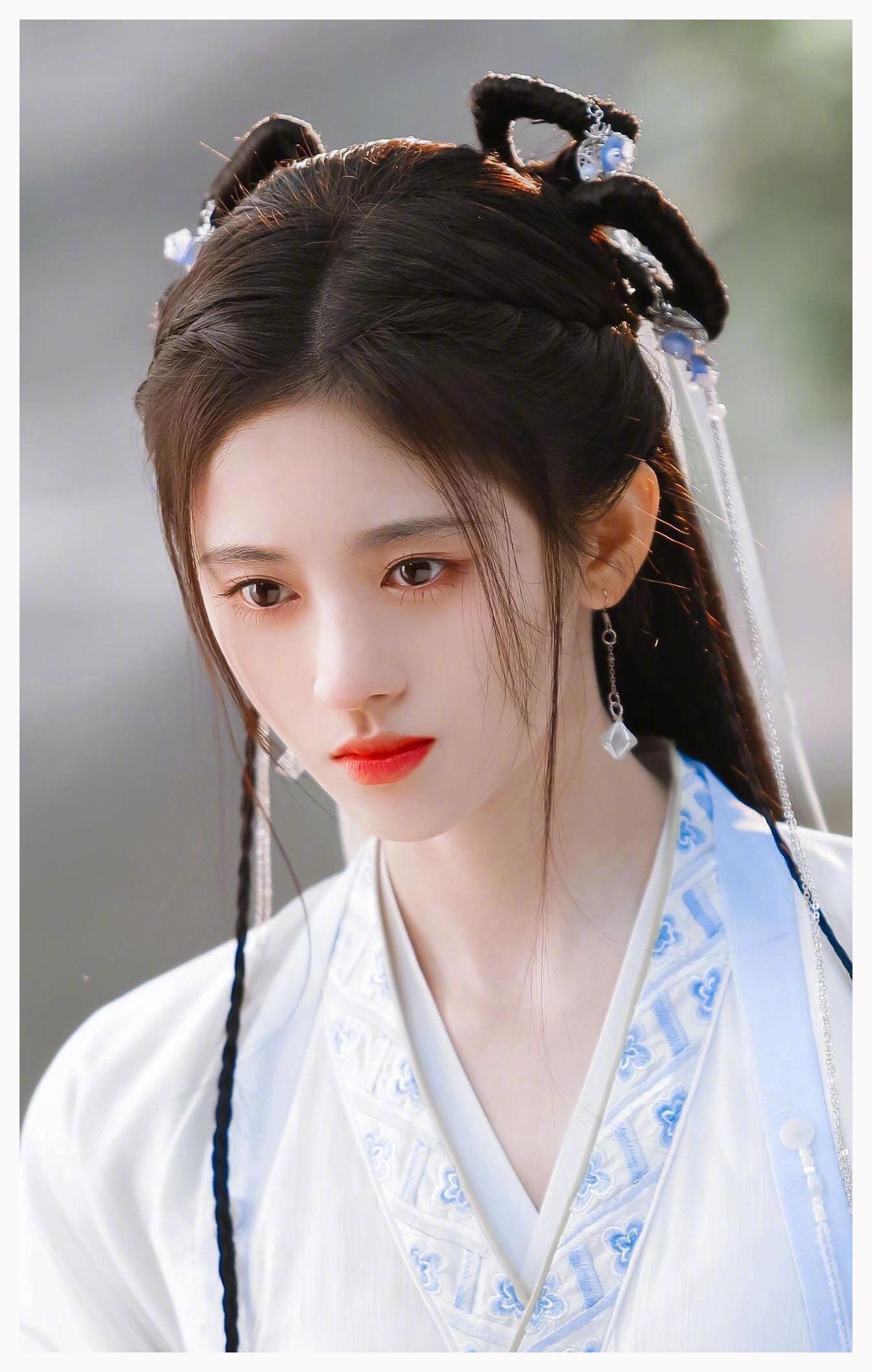 鞠婧祎正式单飞!生日迎来新起点,演艺生涯开启全新篇章