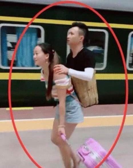 案件回顾:"连体夫妻"爆红后,无腿男抛弃断臂妻子
