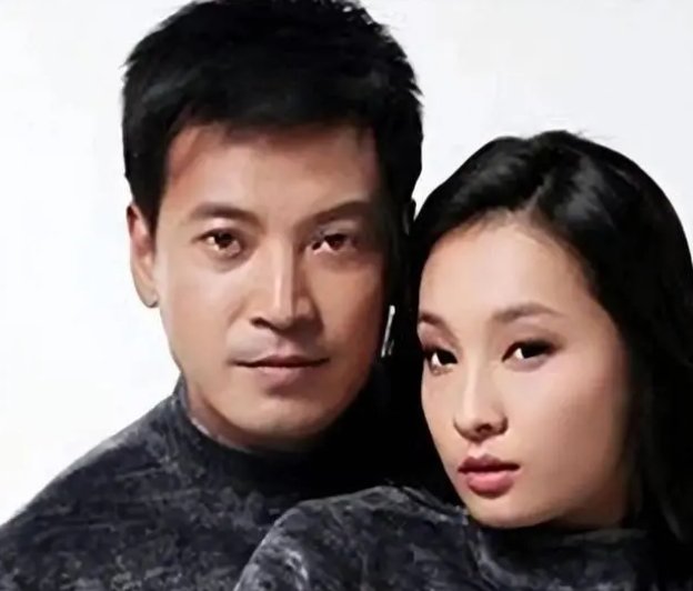 王海地:是蒋勤勤的前男友,娶圈外妻子生一子,儿子是他全部骄傲