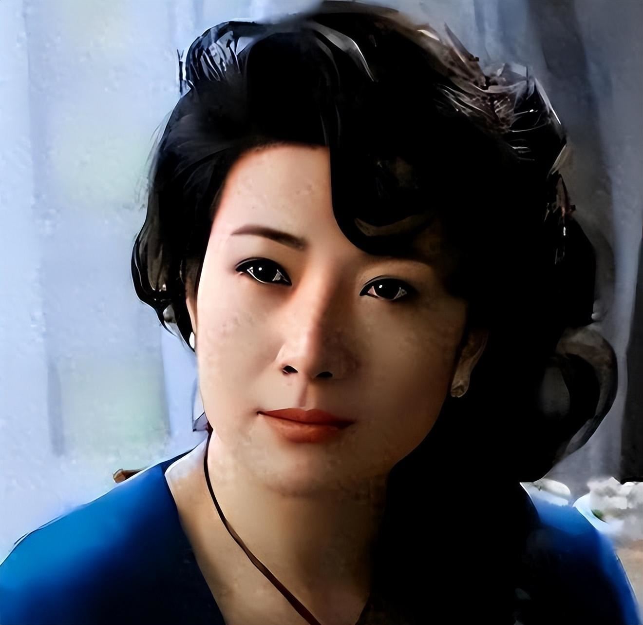 "国家一级演员"王静,身材性感长相佳,从无绯闻,60岁婚姻成迷