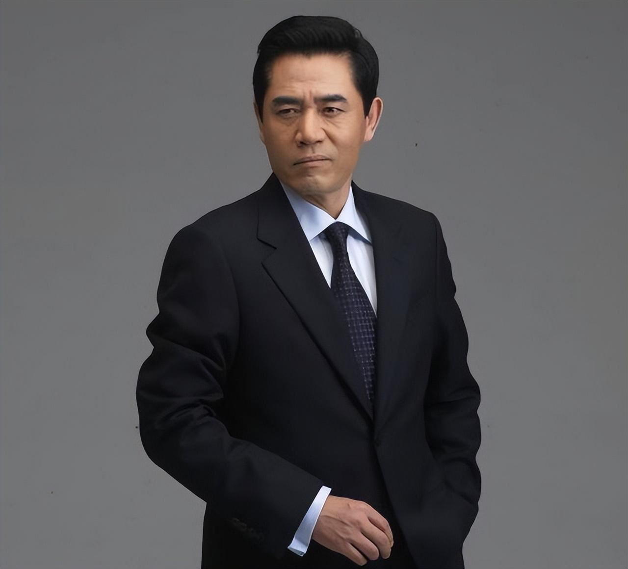 "国家一级演员"陈宝国:拍戏多年从无绯闻,痴迷于演戏