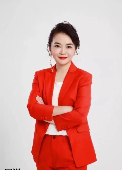 江西奉新干洲出了一位央视美女名主持,要在老家建一所希望小学!