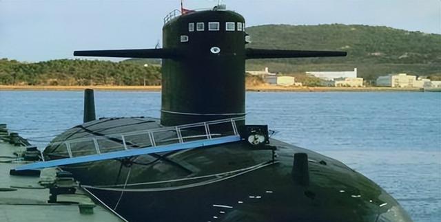 中国098型核潜艇亮相:抹平西方20年的差距,全电推进 磁流体