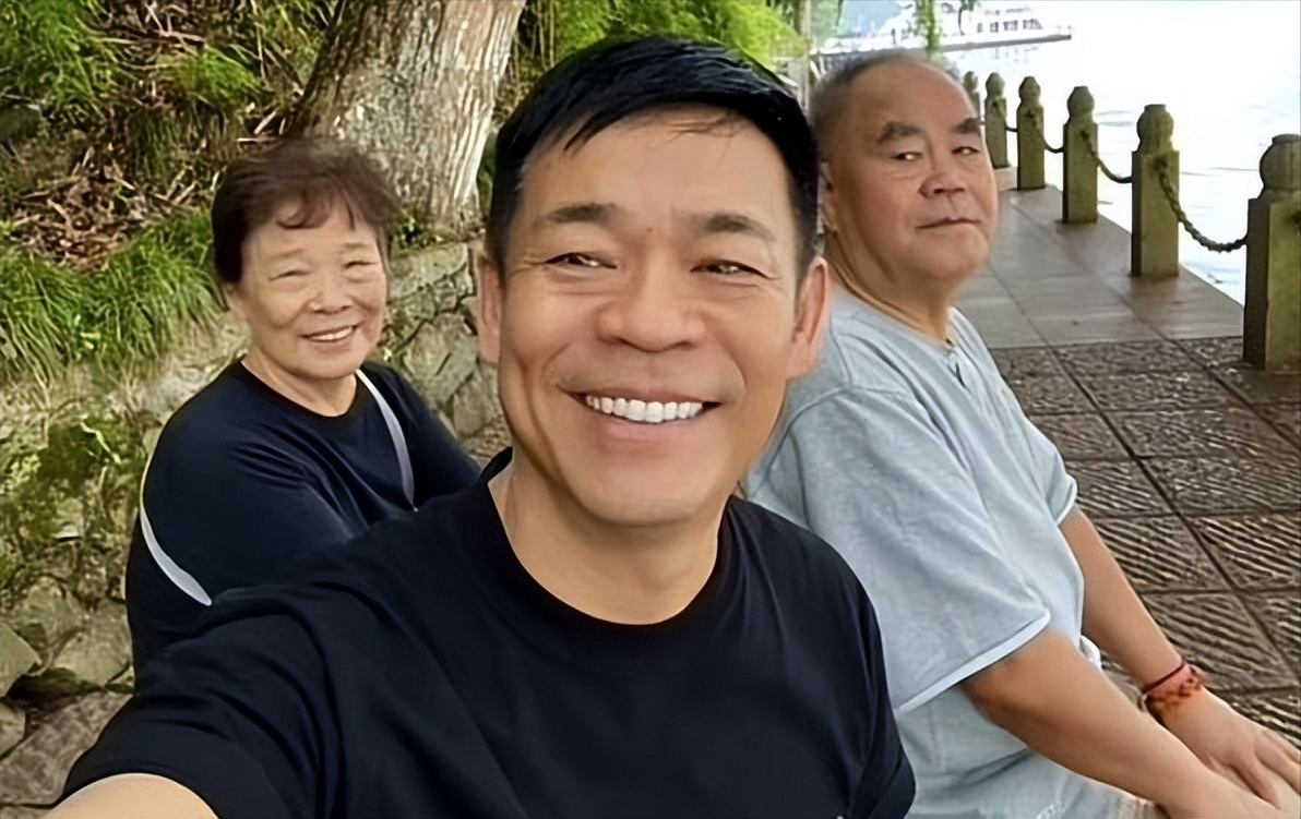 孙浩:春晚走红,只因得罪杨坤多年不说话,如今依然无妻无子