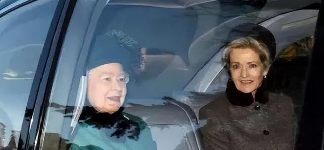 英女王有多能忍?菲利普亲王从她怀孕就曾出轨,和彭妮当46年情人