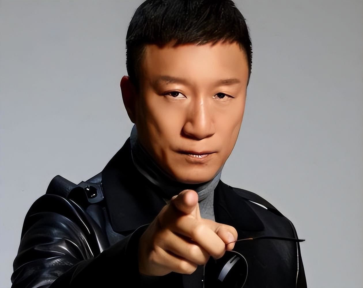 孙红雷年轻玩得有多花,抛下丁嘉丽去追求真爱,冯小刚扯下遮羞布