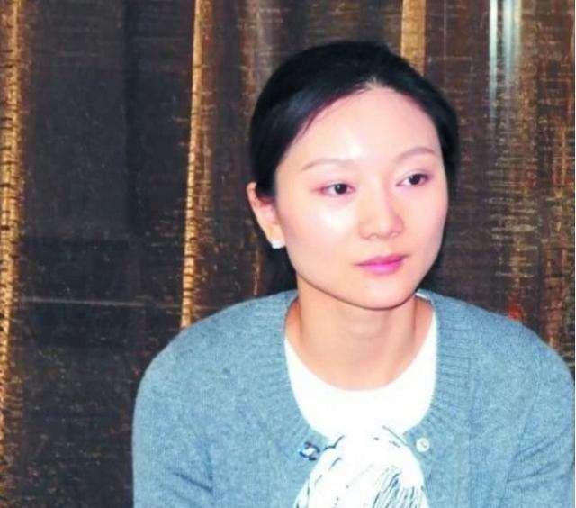 张艺谋妻子陈婷身高图片