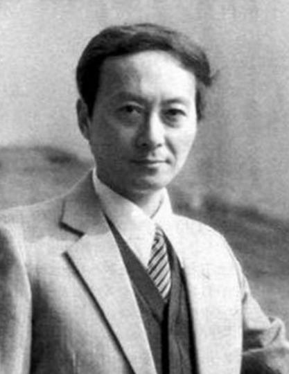 配音王子童自荣:结婚50年,仍住30平米蜗居,从不对妻子说我爱你