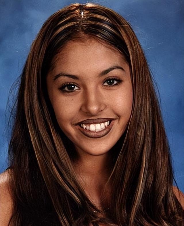 瓦妮莎:继承科比140亿遗产,胖到200斤脸也漂亮,比卡戴珊有气场