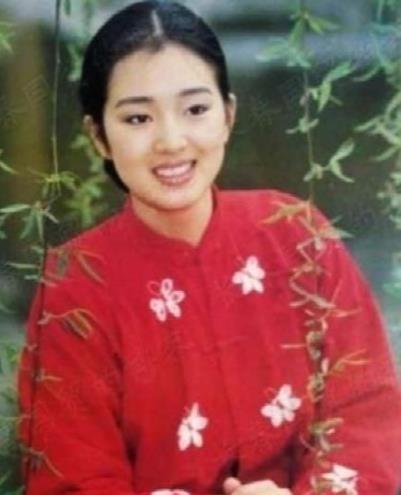 知名女星巩俐:被张艺谋拒婚后,婚姻状况如何了?