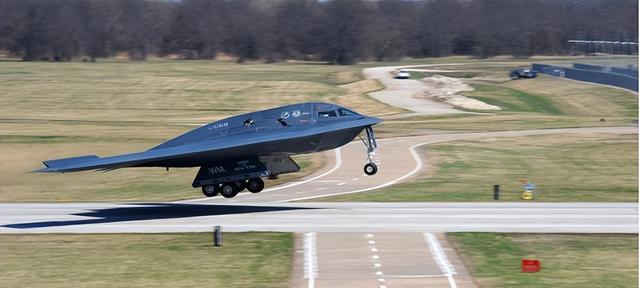 中国新型隐身无人机曝光,满身的黑科技,引领无人机技术新篇章