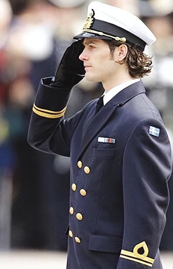 瑞典王子菲利普:长相神似超人很帅,被姐姐"抢"了王位从不抱怨