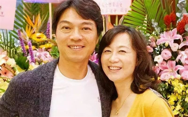 江嘉良第一任老婆图片