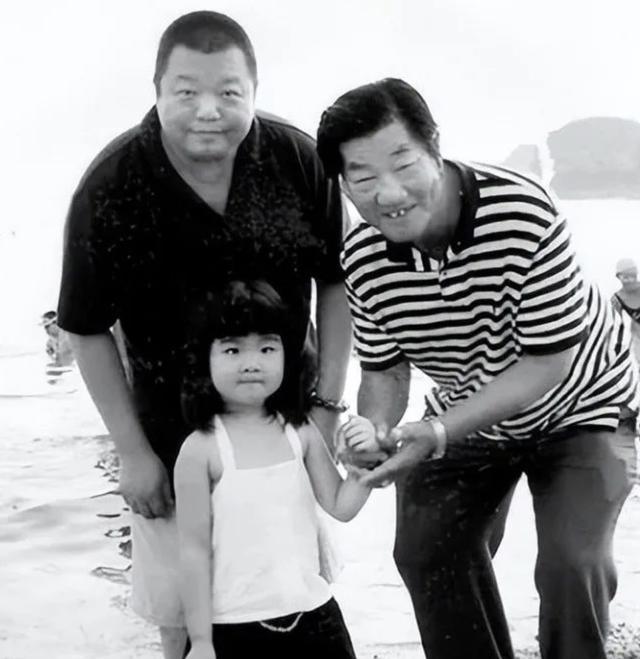 歌手臧天朔:去世前不让朋友看望,去世后母亲和妻子对簿公堂