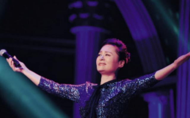 歌手金炜玲:红过毛阿敏,消失25年,因谷建芬一封信改变了人生