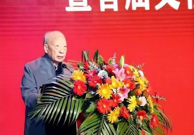 回顾徐文荣:筹资300亿在横店11建圆明园,今已完工7年