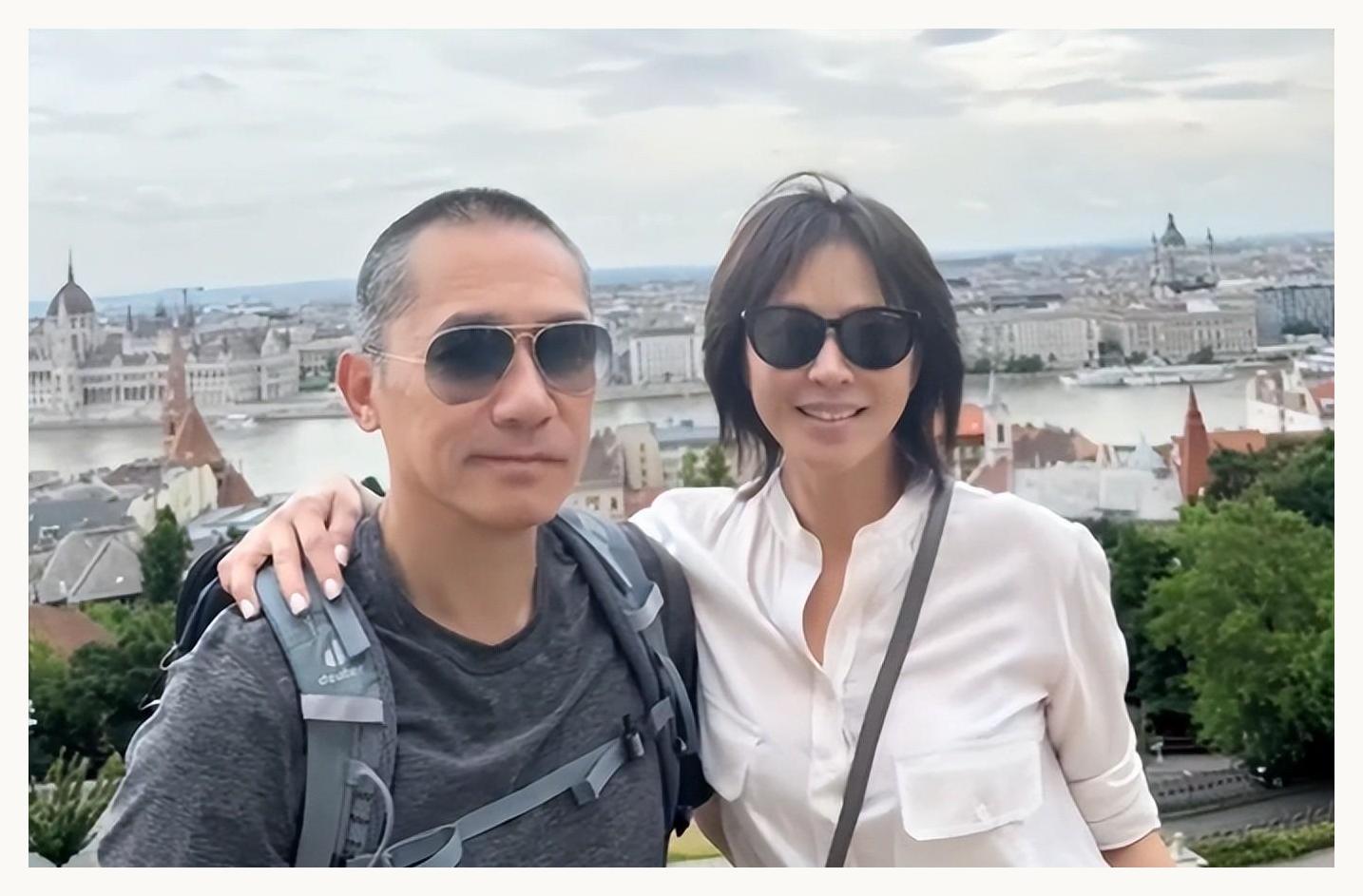 刘嘉玲晒照庆祝老公62岁生日!两人牵手游布达佩斯,影帝头发花白