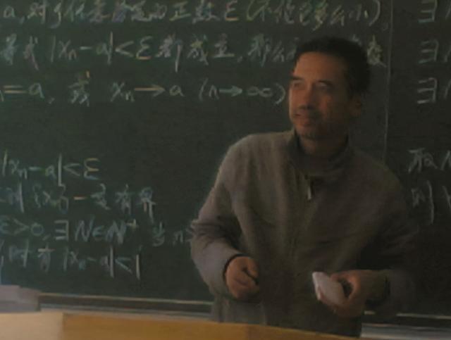 哈理工最红讲师王晓琮:14岁上北大,教学40年至今未评职称
