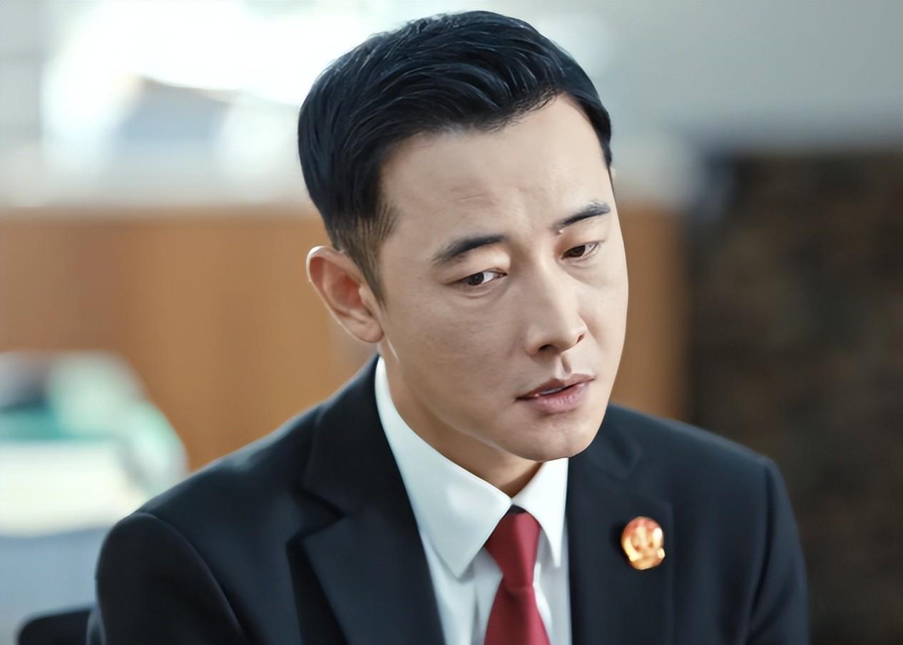 央视这部正剧首波口碑出炉,观众的讨论热度持续上升