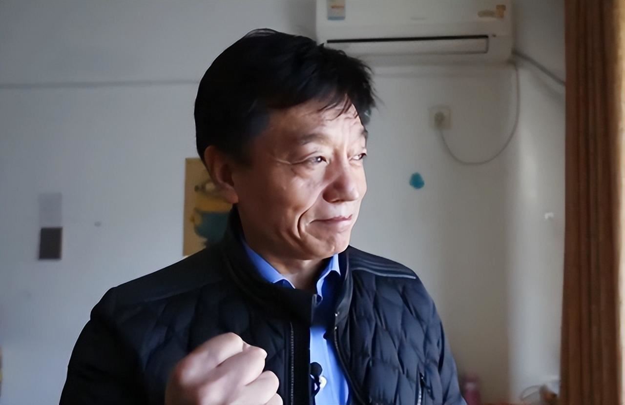 "酒厂技术员"麻一铭:岳父母拒绝仍娶陈薇,如今老婆成人民英雄