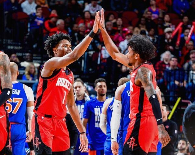 恭喜火箭队!总经理再展雄心,二巨星成引援目标